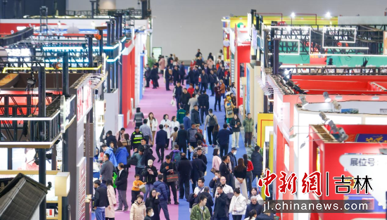 12��7�գ�2025�L(zh��ng)�����H�t(y��)ˎ�����a(ch��n)�I(y��)���[��(hu��)���L(zh��ng)��ɽ�˅��a(ch��n)�I(y��)���|(zh��)���l(f��)չ���(hu��)�_Ļ������/�z