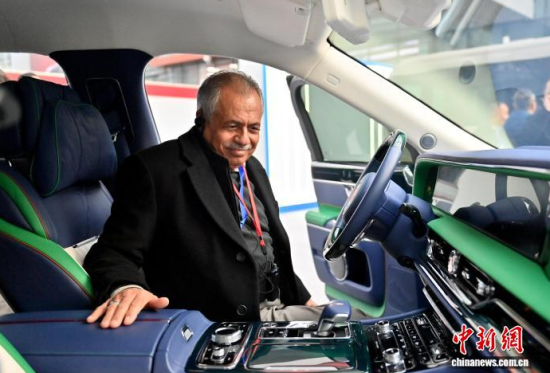 12��16�գ������L��������F�ɆT�w��Ї���܇�������� �z