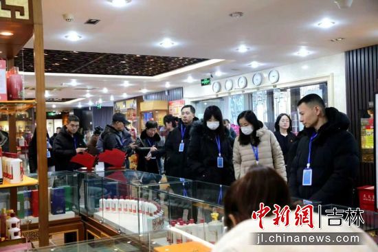 ���M�ߴ������M������ɫ���ֶY�w��^���ؿ�����H���w�������ʡ���M�߅f(xi��)��/���D