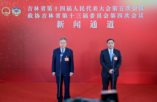 1��26���������f(xi��)����ʡ��ʮ����ί�T�����ĴΕ��hί�Tͨ���ϣ��ބ���(��һ)�ش�ӛ���ᆖ�� ���� �z