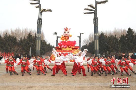 2��10�������ڼ����L(zh��ng)�����ݖ|���������w�� �z