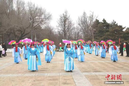 2��10�������ڼ����L(zh��ng)�����ݖ|���������w�� �z