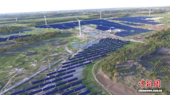 2025�괺�����ְ׳��읙(r��n)�G�ܹ���վ��(�Y�ψD) ��ӭѩ �z