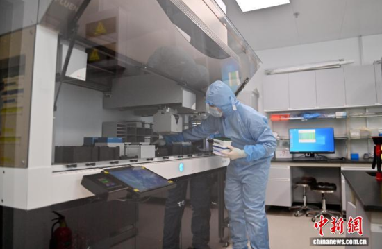 3��20���������L(zh��ng)�������ִ�W(xu��)���￼�Ō�(sh��)�(y��n)�ҹ����ˆT������DNA�z�y(c��)�������� �z