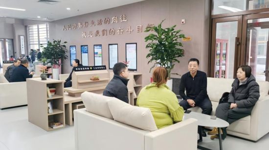 ����ì�ܼm���ҾC�����ġ������ڳɞ�Խ��(l��i)Խ������^(q��)����ă�(y��u)�x��